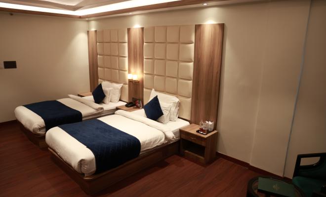 Standard Room image-4